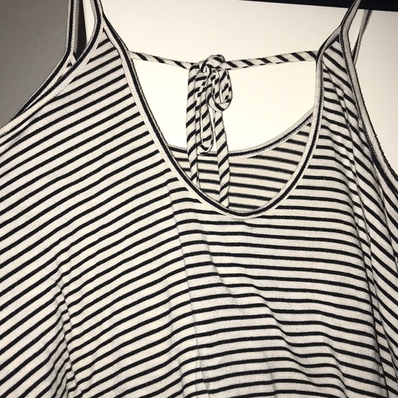 Striped Crop Tank - Picture 2 of 4